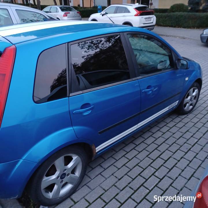 Sprzedam Ford Fiesta nieuszkodzony sprzedam