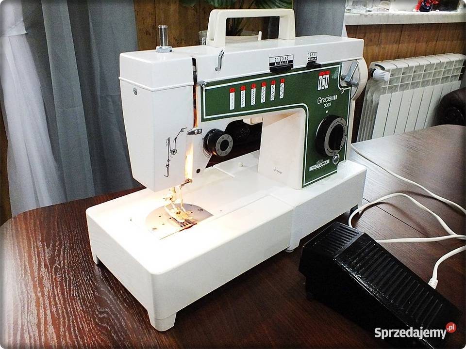 Maszyna do szycia metalowa Victoria Gracja 3000 Żary