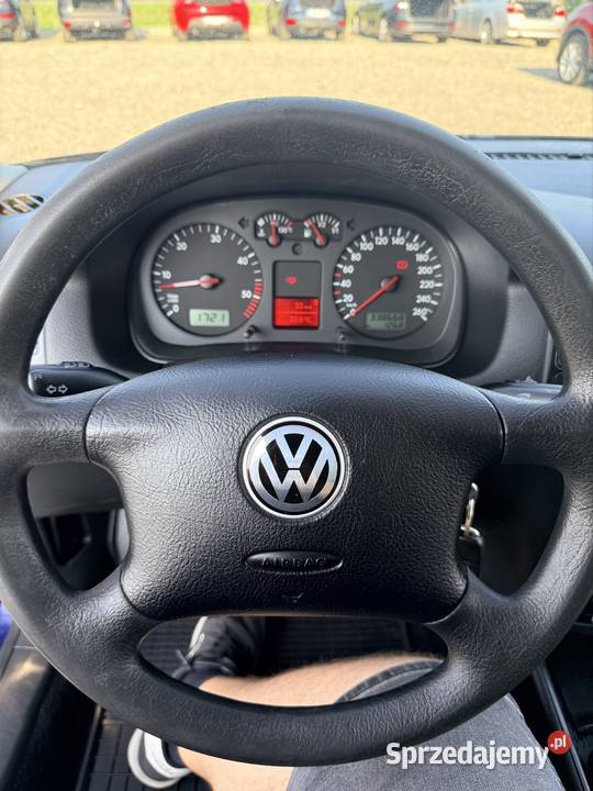 Volkswagen Golf IV 19tdi 2002r 338000km Tomaszów Lubelski sprzedam