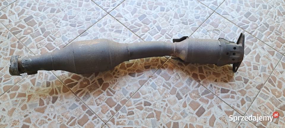 katalizator 2x Toyota Yaris Verso 13 benz 2003 osobowe Układ wydechowy sprzedam