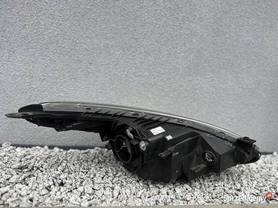 Mazda 2 II 20072014 Lampa Reflektor Lewy Europa osobowe dolnośląskie Mirsk