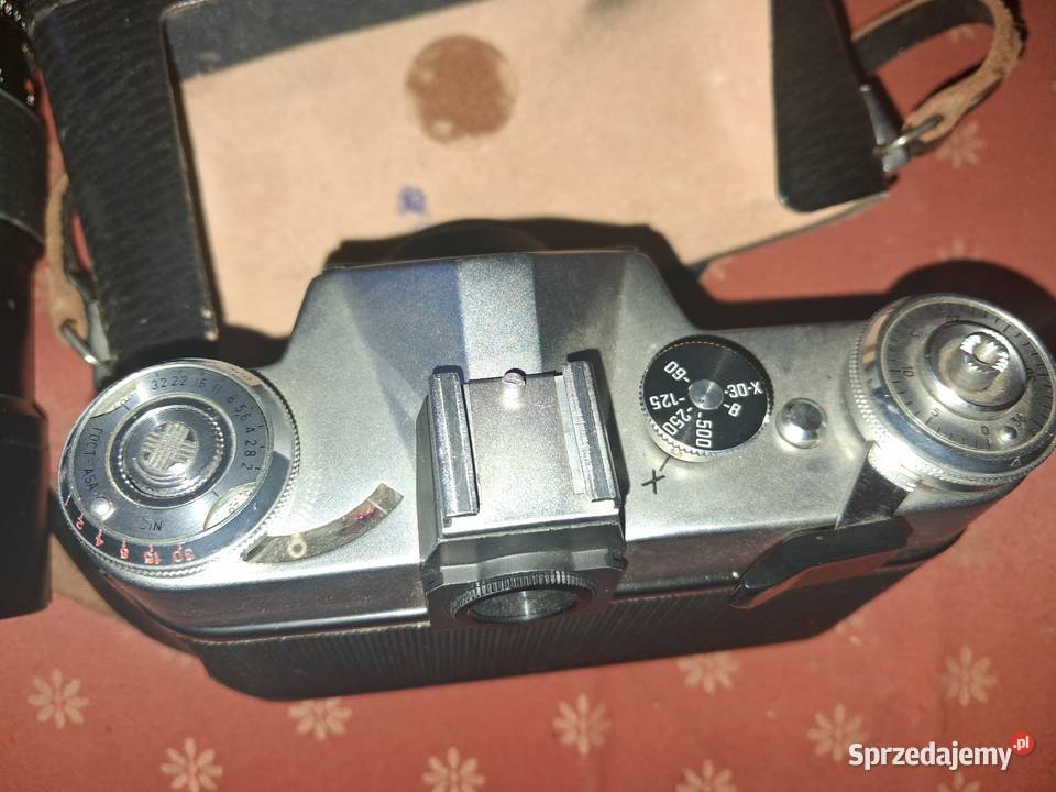 APARAT FOTOGRAFICZNY ZENITE Z DOKRĘCANYM Świerzawa
