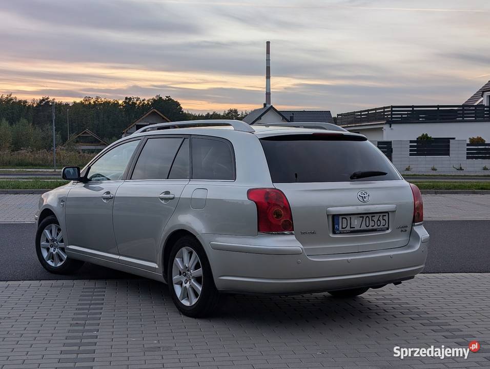 Toyota Avensis 20 116koni nowy rozrząd 185kkm aluminiowe felgi