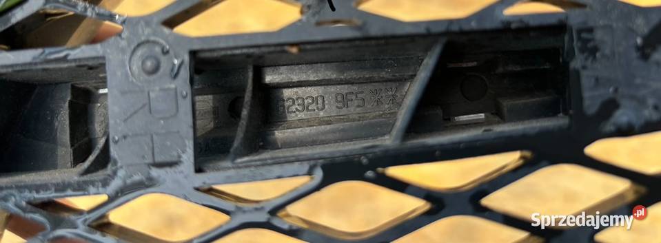 ATRAPA KRATKA ZDERZAKA PRAWA NISSAN PRIMERA P11 Międzychód