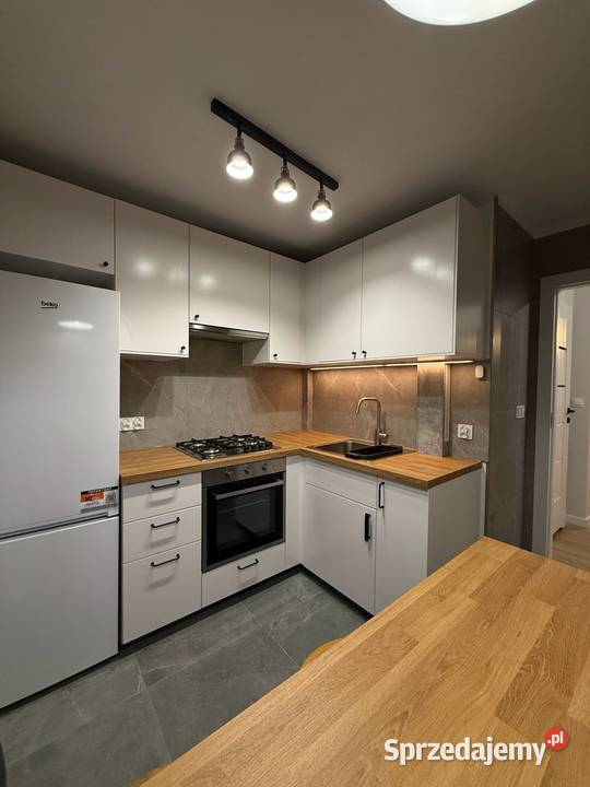 2pok 49met Kolejowej REMONCIEBALKON Wrocław