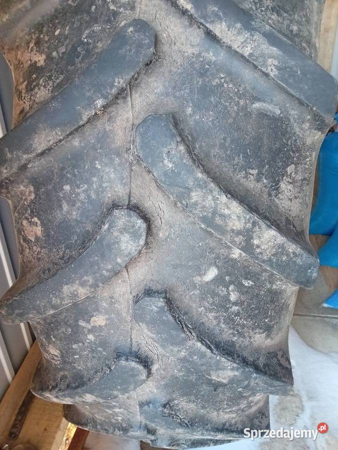 Sprzedam oponę 520 70 38 Sierpc