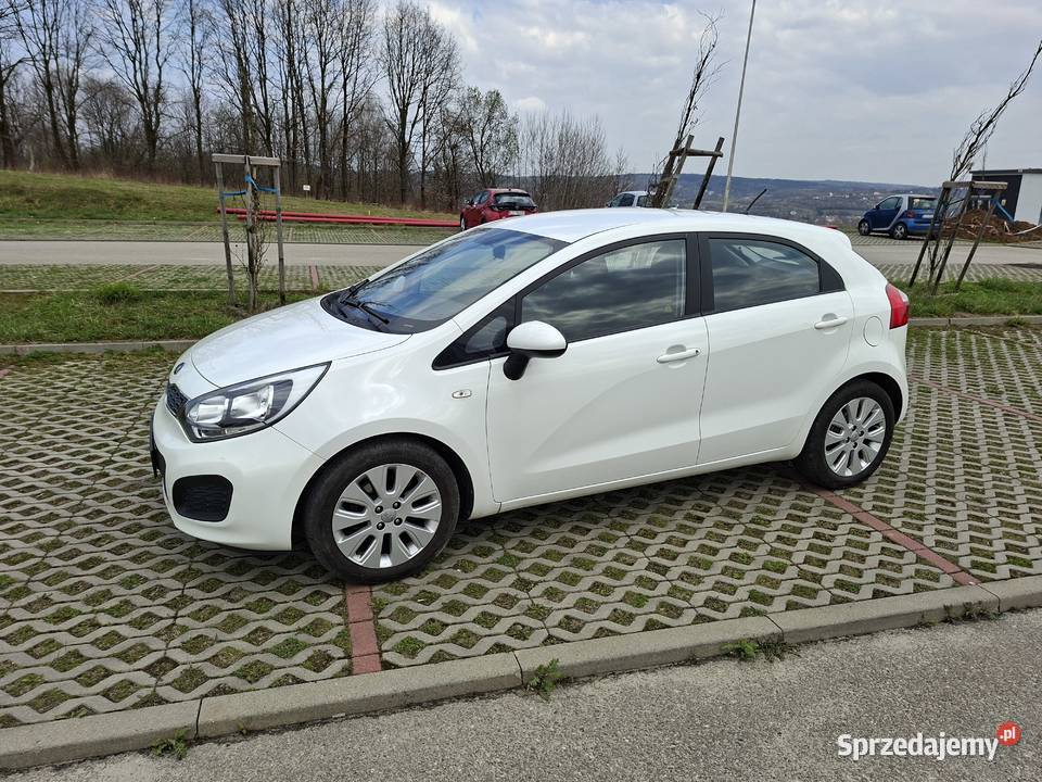 Do sprzedania Kia Rio 12 benzyna 2013 Jasło