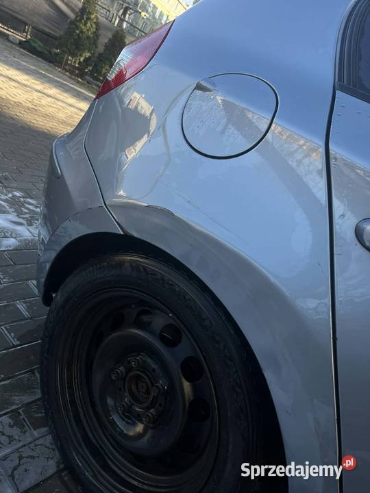 BMW E87 20d 163 324000km