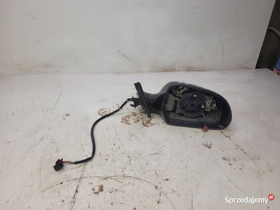 LUSTERKO PRAWE AUDI A4 B8 LIFT LZ9Y 6PIN UK Przystajń sprzedam