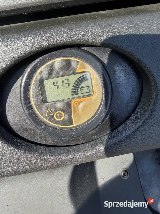 paleciak elektryczny z masztem MANITOU LOC14 Działoszyn