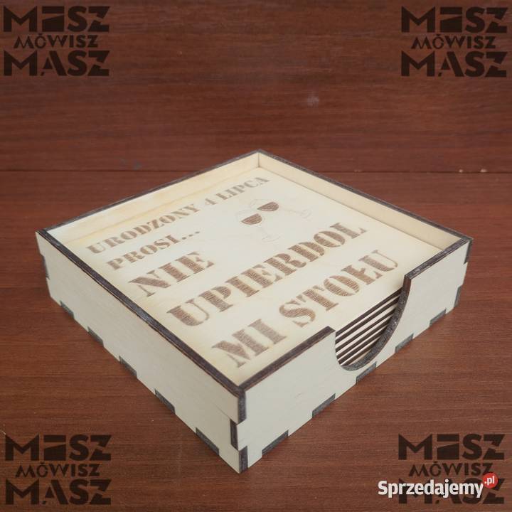 Podkładki pod kubekszklankę 10x10 drewno grawer Racot sprzedam