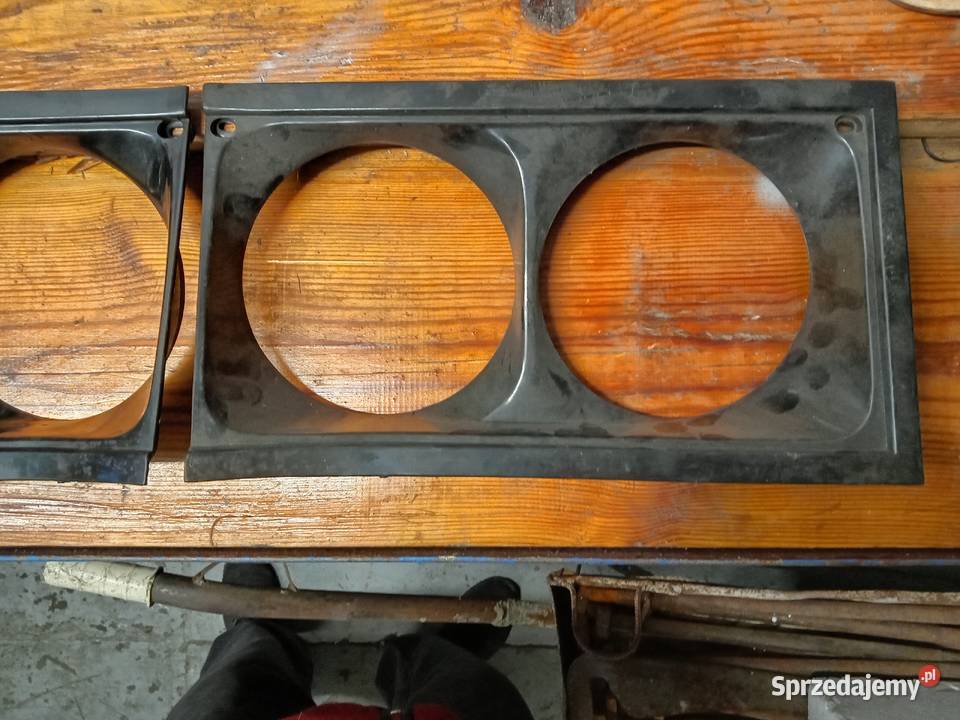 Fiat 125 P KOMPLAT Ramka Okular Reflektor nowe Poznań