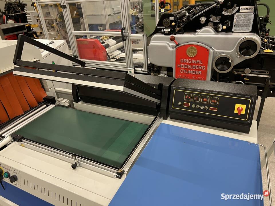 Zgrzewarka kątowa z tunelem obkurczającym Radom