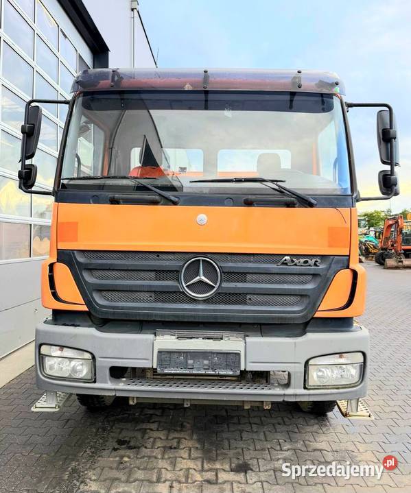 Wywrotka 2 osiowa 4x2 Mercedec Warszawa