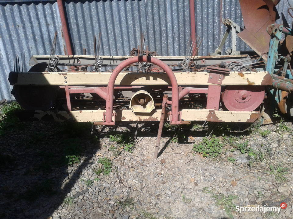ciągnik władimirec T25 1996 świętokrzyskie Nowa Słupia