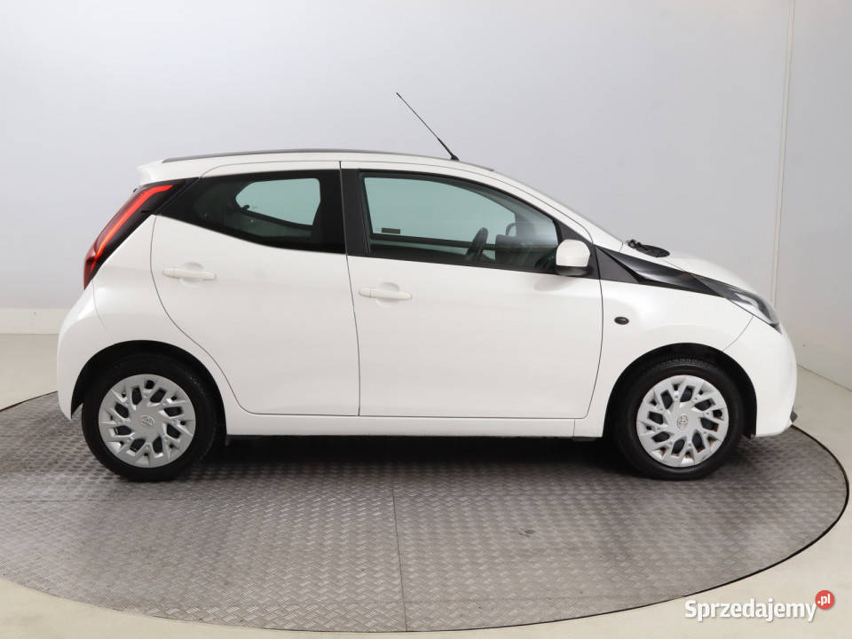 Toyota Aygo 10 VVTi Aygo dolnośląskie Bielany Wrocławskie