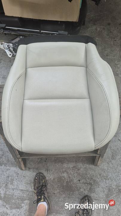 Siedzisko fotela kierowcy Mazda 3 CX30 2019 osobowe