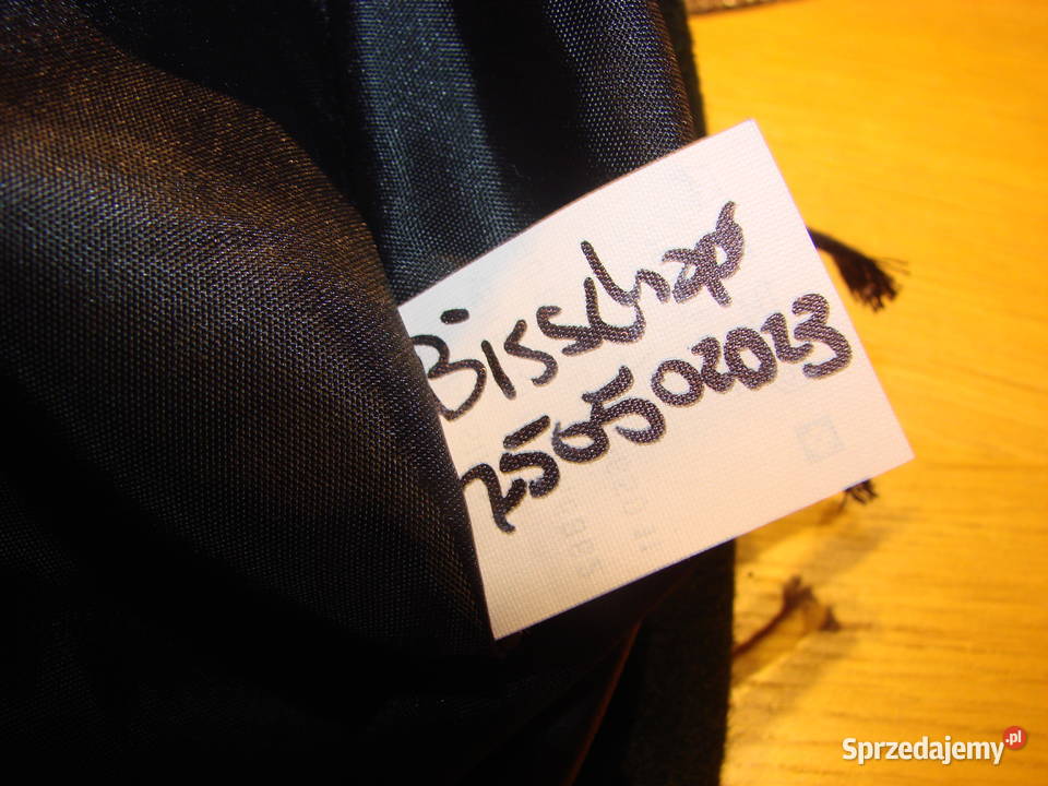 zielony holenderski beret wojskowy