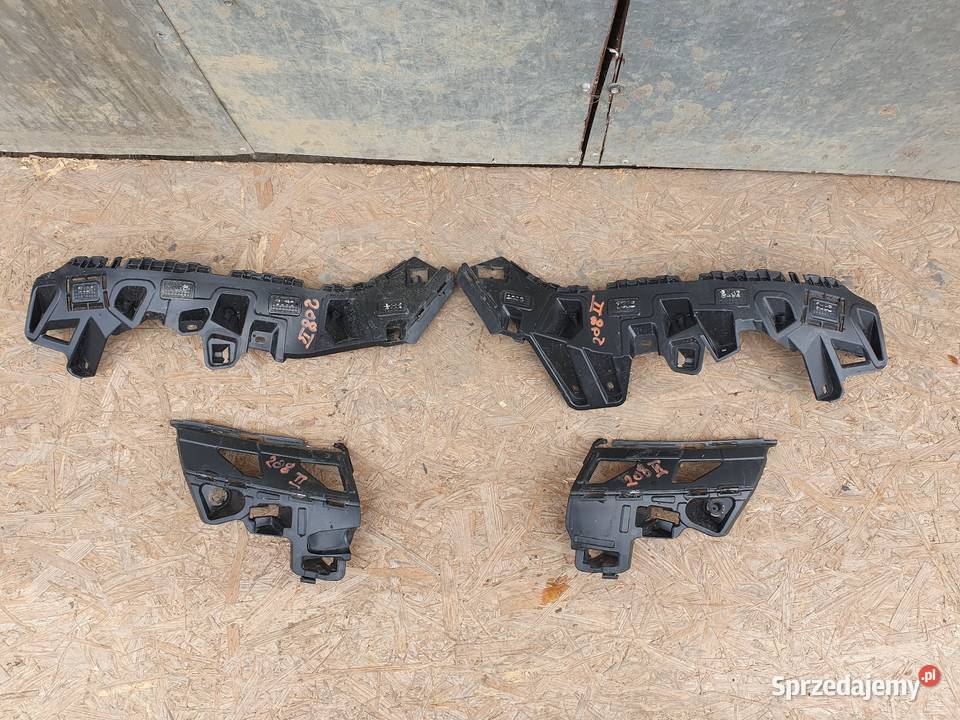 PEUGEOT 208 II ŚLIZG ZDERZAKA PRAWY PRZÓD Międzychód