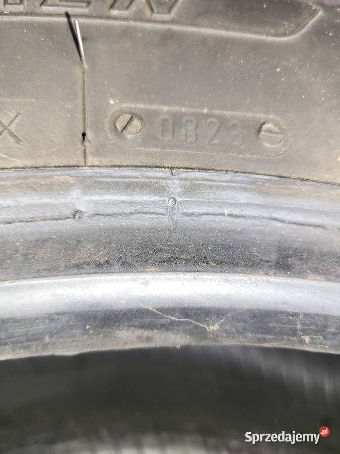 4 oponylato wielosezon 2156516c bus 215 Żórawina