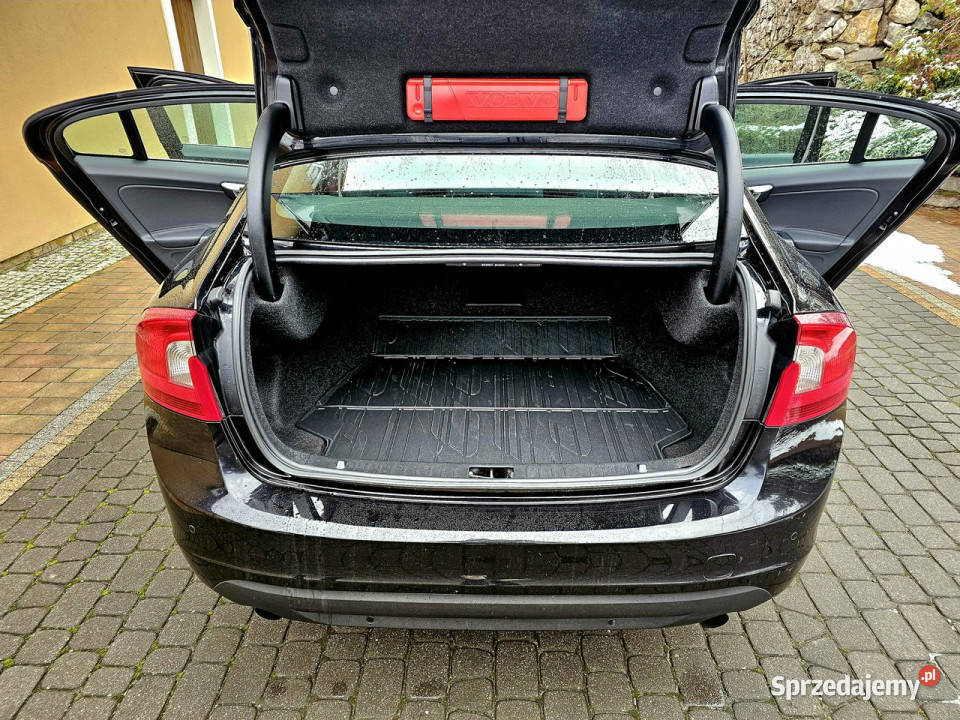 Volvo S60 16 T4 180 Bezwypadek Serwis II 2010 manualna świętokrzyskie