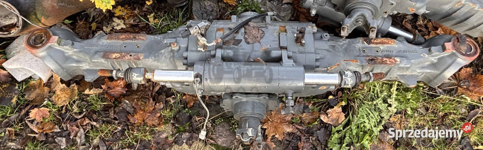 Claas Scorpion 635 Wałek Przegubowy Czop Obudowa Jastrzębniki sprzedam