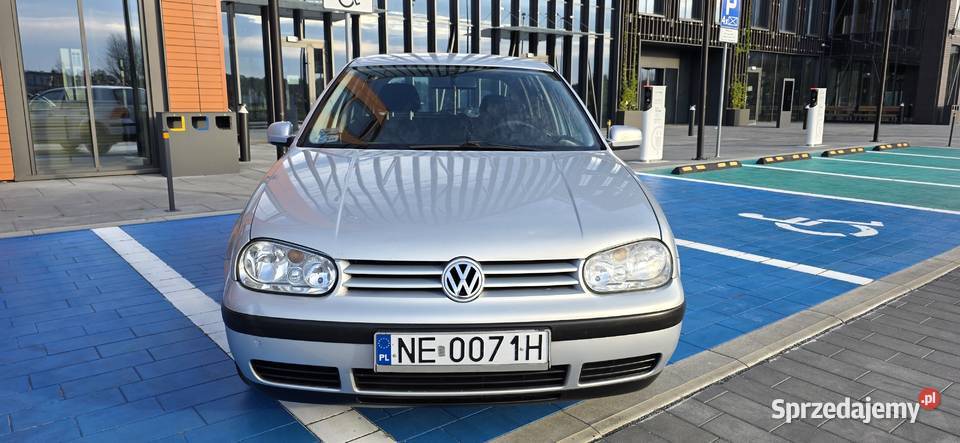 Volkswagen Golf IV 16 102 5 DRZWI Super Stan warmińsko-mazurskie Elbląg sprzedam