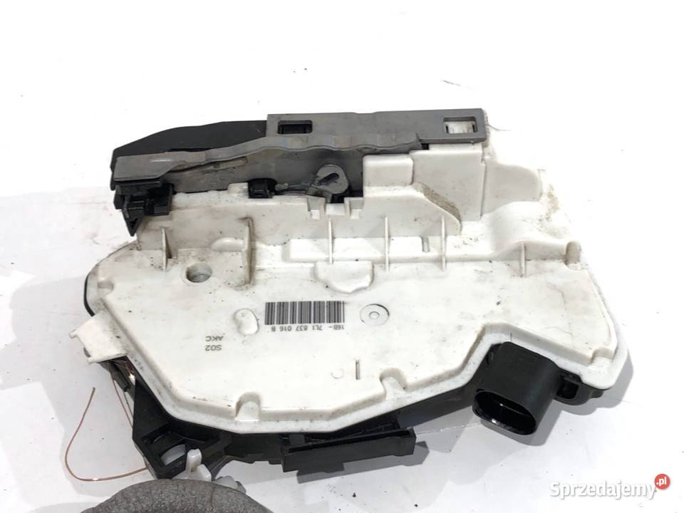 ZAMEK DRZWI PRAWY PRZÓD VW TRANSPORTER T6 Bus