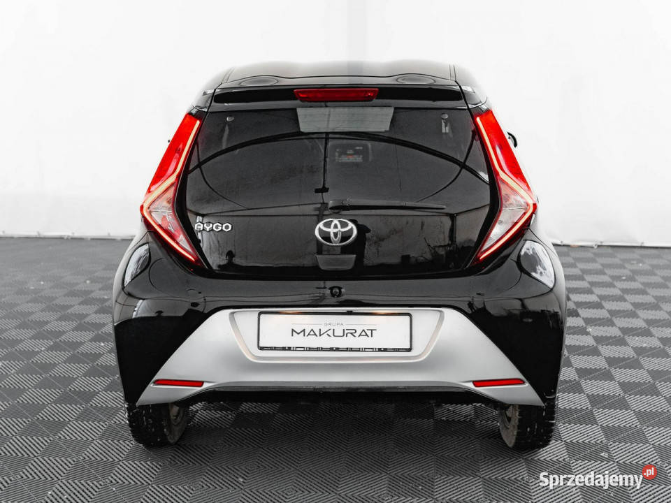 Toyota Aygo GD5L53010 VVTi Xplay Ekran dotykowy system Start-Stop Pępowo