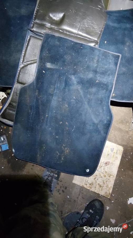Mercedes 116 dywany granatowe Przeźmierowo sprzedam