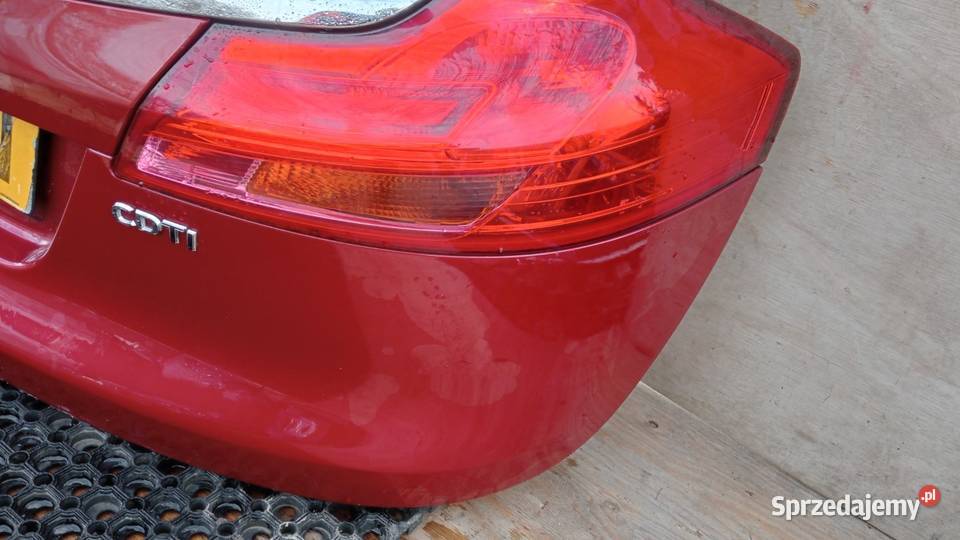 OPEL INSIGNIA A KOMBI KLAPA TYŁ Z50C osobowe Zbierkowo