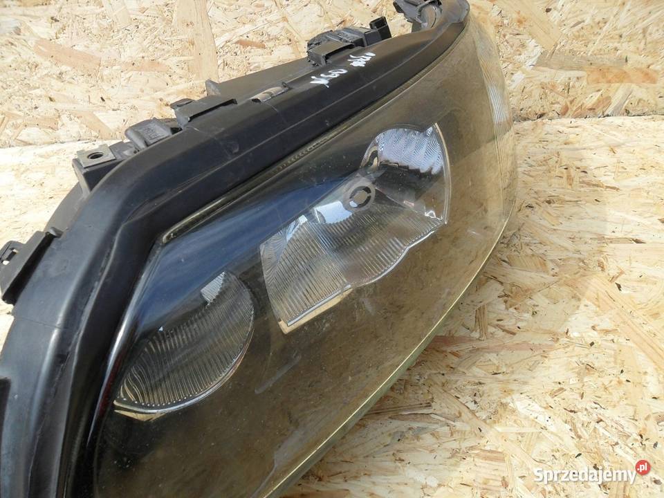 Volvo V70 XC60 2000 2001 2002 2003 2004 xenon osobowe Nowy Tomyśl sprzedam