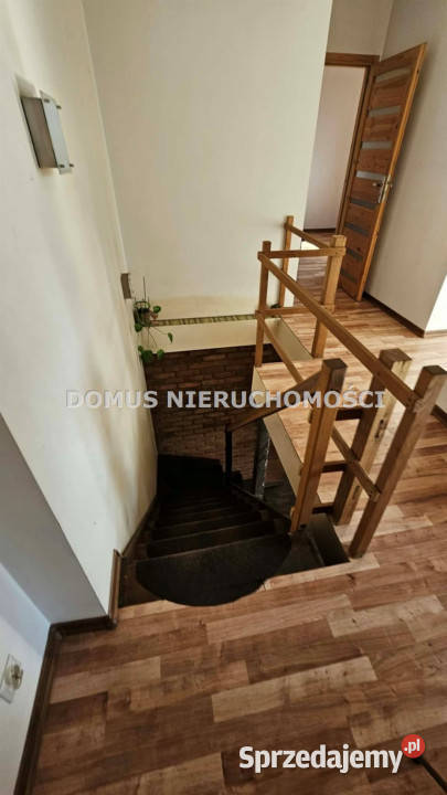 Dom Brzeziny do zamieszkania Nieruchomości łódzkie