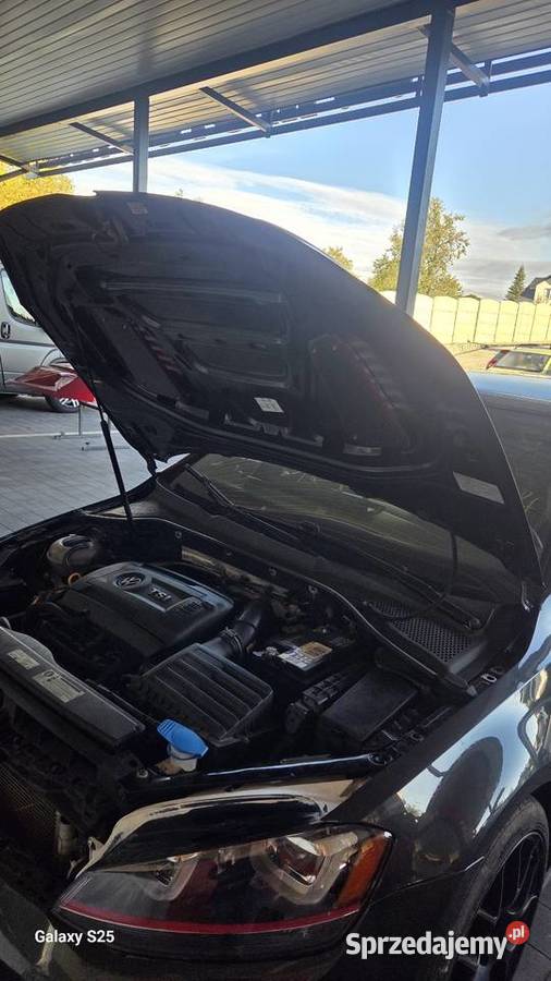 Golf VII GTI R maska z wlotami powietrza osobowe Busko-Zdrój
