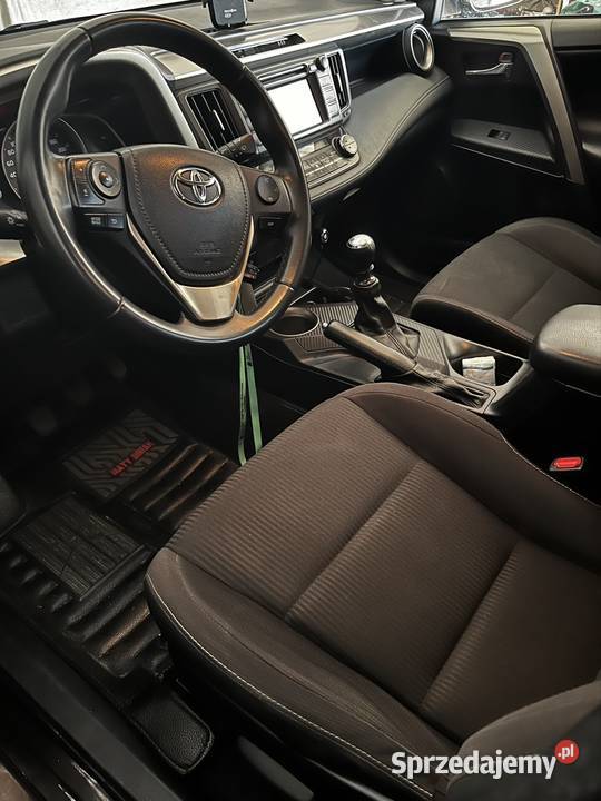 Sprzedam Toyota RAV4 Staszów