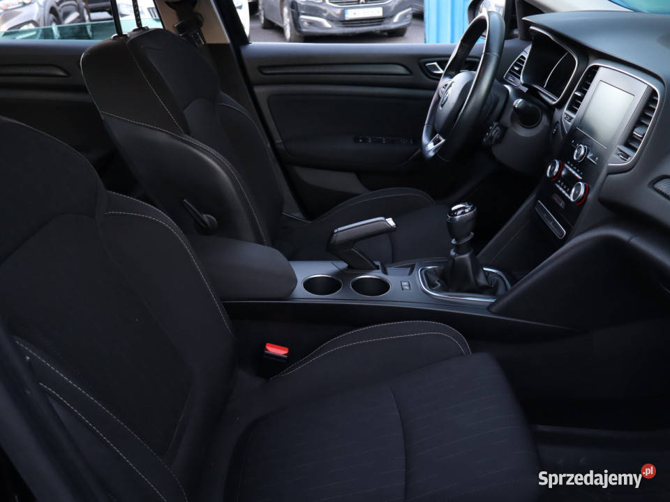 Renault Megane 12 TCe Bielany Wrocławskie