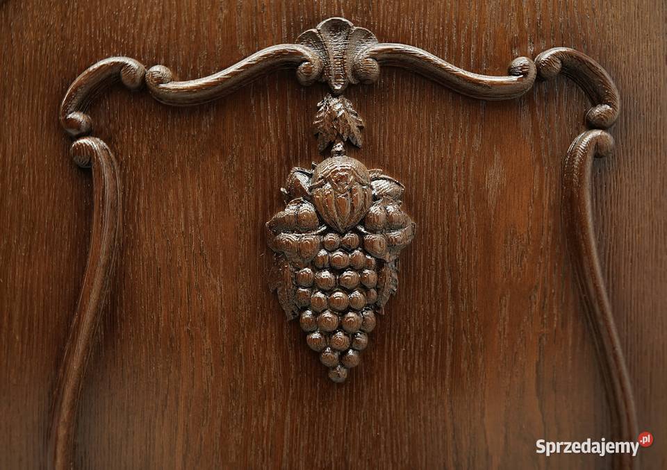 Dębowa komoda z lat 20tych w stylu secesyjnym Antyki, Sztuka, Kolekcje