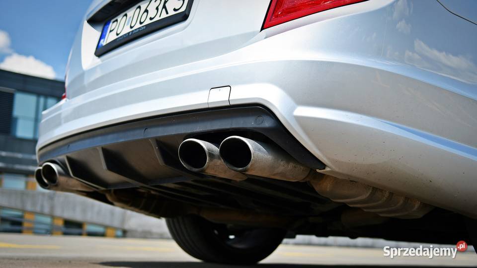 Mercedes C63 AMG S204 P30 Polski Salon 2 nieuszkodzony Warszawa
