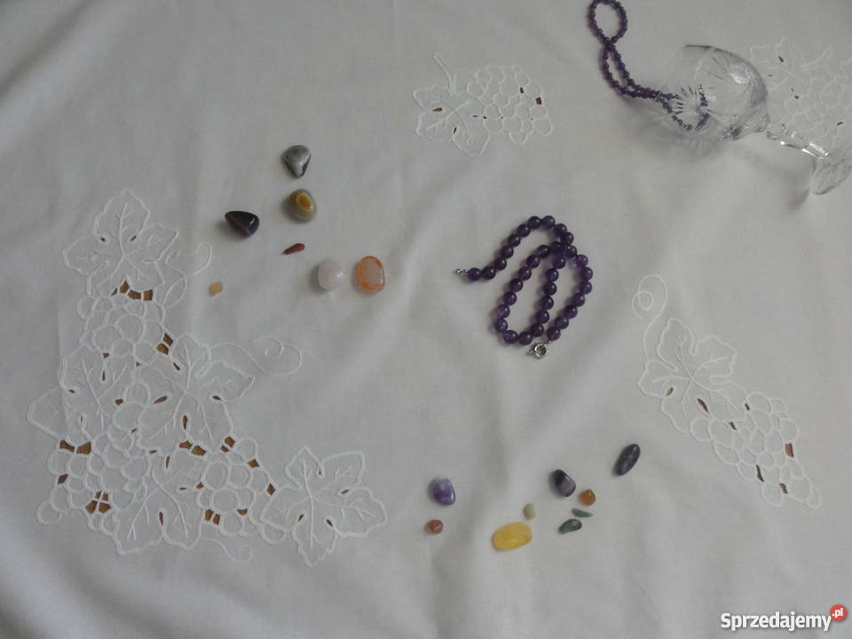 Obrus biały z winogronami ręcznie rękodzieło Lublin sprzedam