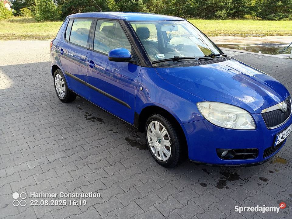 Skoda Fabia 2 2007r 12 benzyna 70 welurowa tapicerka