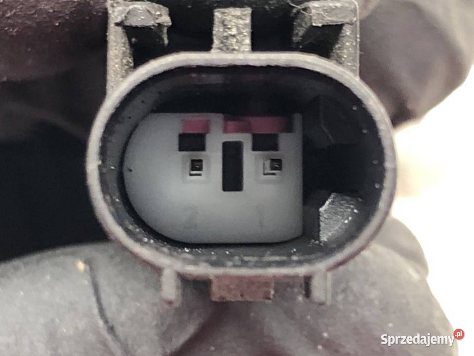 DYSZA SPRYSKIWACZA Z MASKI BMW E63 0310