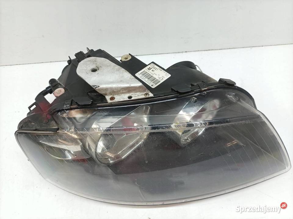 LAMPA PRZÓD PRAWA EU 0301206202 Audi A3 II