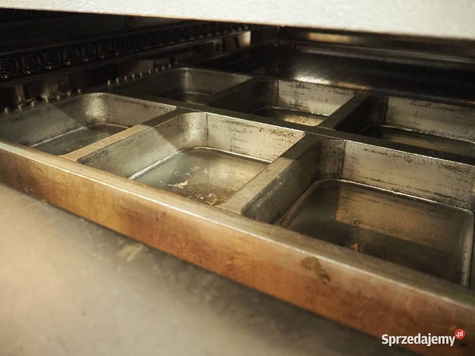 Termoformierka z etykieciarka Multivac R 530 sprzedam