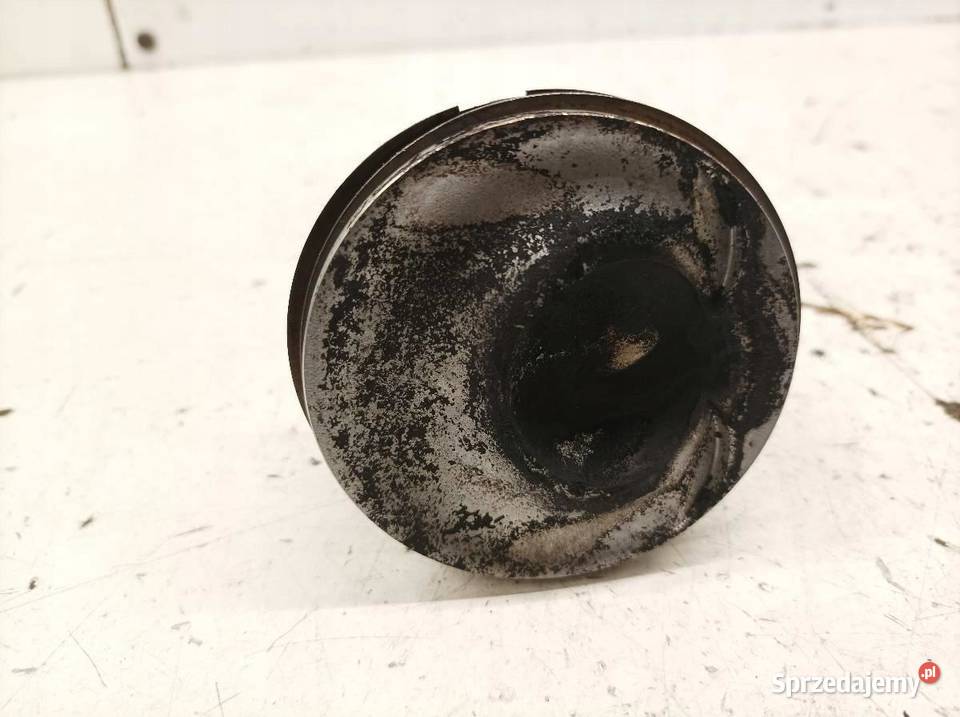 TŁOK KORBOWÓD 076194 16 FSI VW Volkswagen Touran osobowe