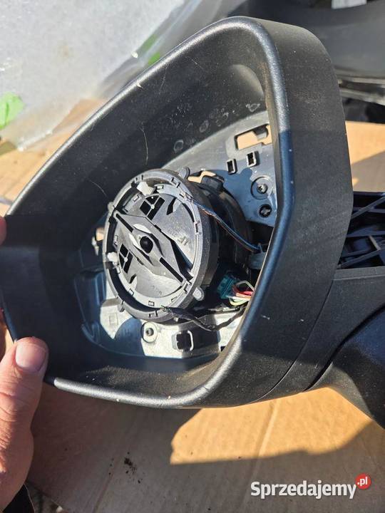 Lusterko lewe Audi A5 B10 8B1857409D 15 Pin