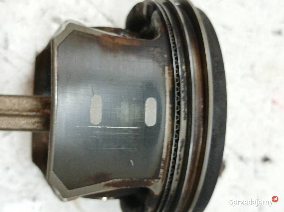 TŁOK KORBOWÓD 73L41 12 16V Opel Corsa V 2014 E Rok produkcji 2017 świętokrzyskie sprzedam