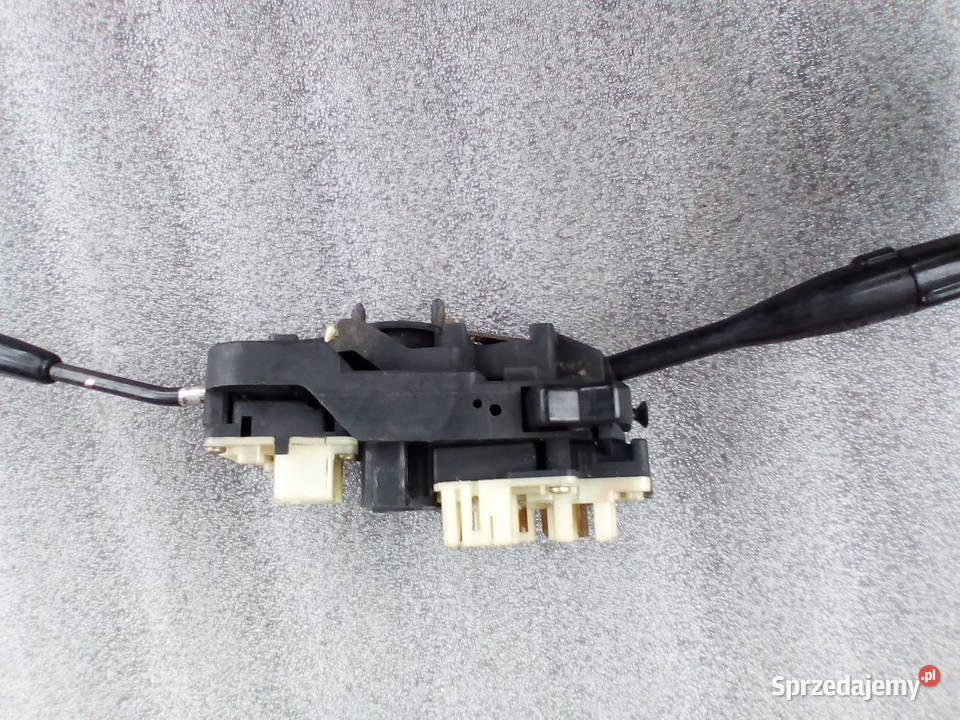 Mazda 323 Klasyk Przełącznik zespolony Bukownica