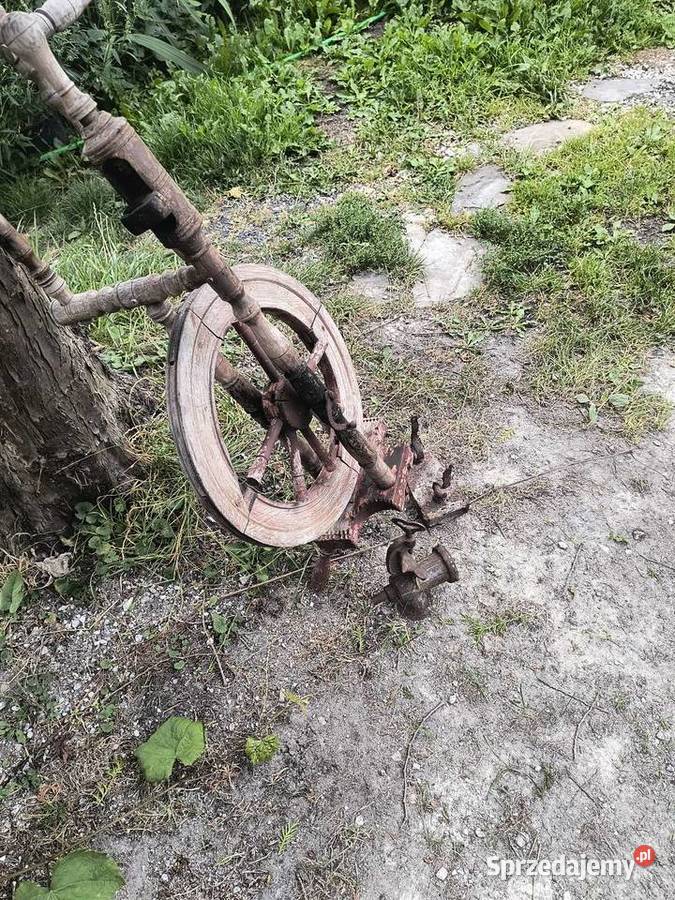 Zabytkowy kołowrotek Antyki świętokrzyskie Skarżysko-Kamienna sprzedam