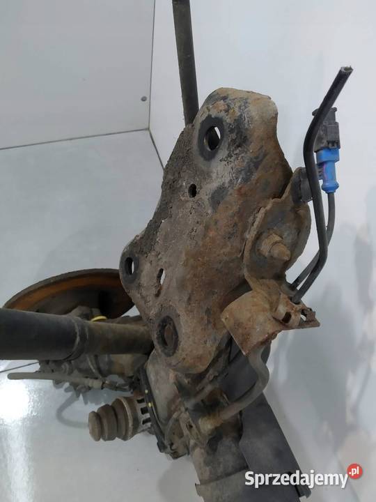 BELKA ZAWIESZENIA TYŁ Peugeot 2008 I 20132019