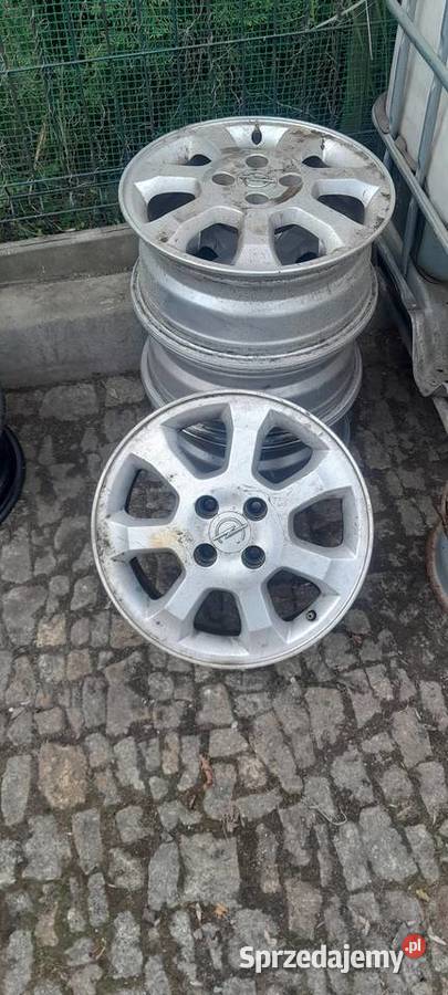 Sprzedam aluminiowe felgi Opel astra corsa Średnica 15"